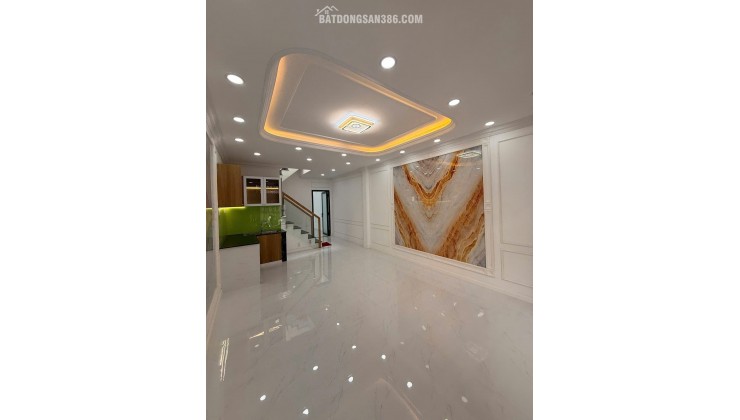 Ô tô đổ cửa ngay Liên khu 8 - 9, Bình Tân, nhà 48m2 mới xây 2 tầng 4PN mà chỉ 4Đ hơn